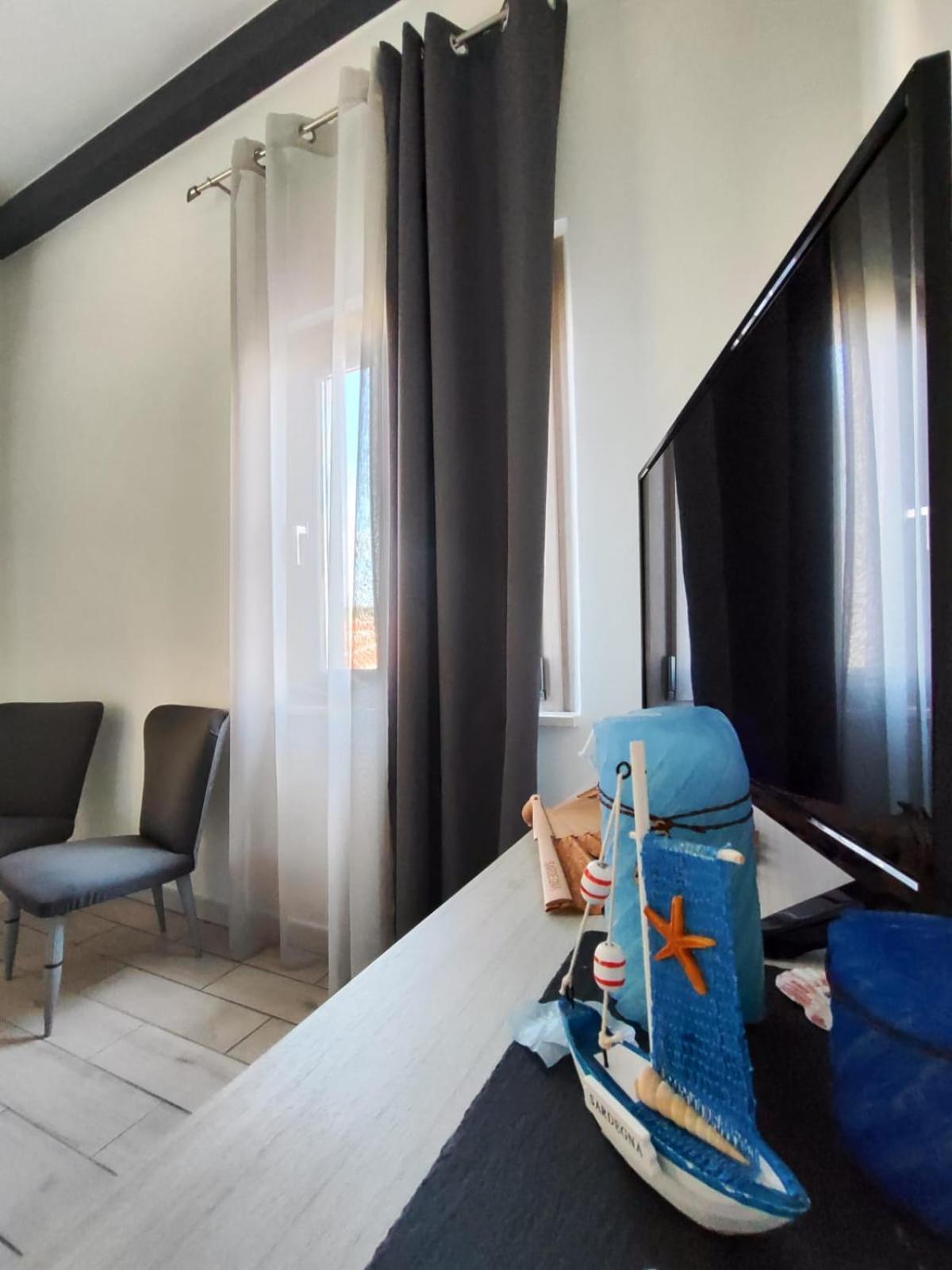 Casa Vacanze Con Giardino I Girasoli - Cin It 09006 - 9 C 2000 R4042- Sorso Eksteriør bilde