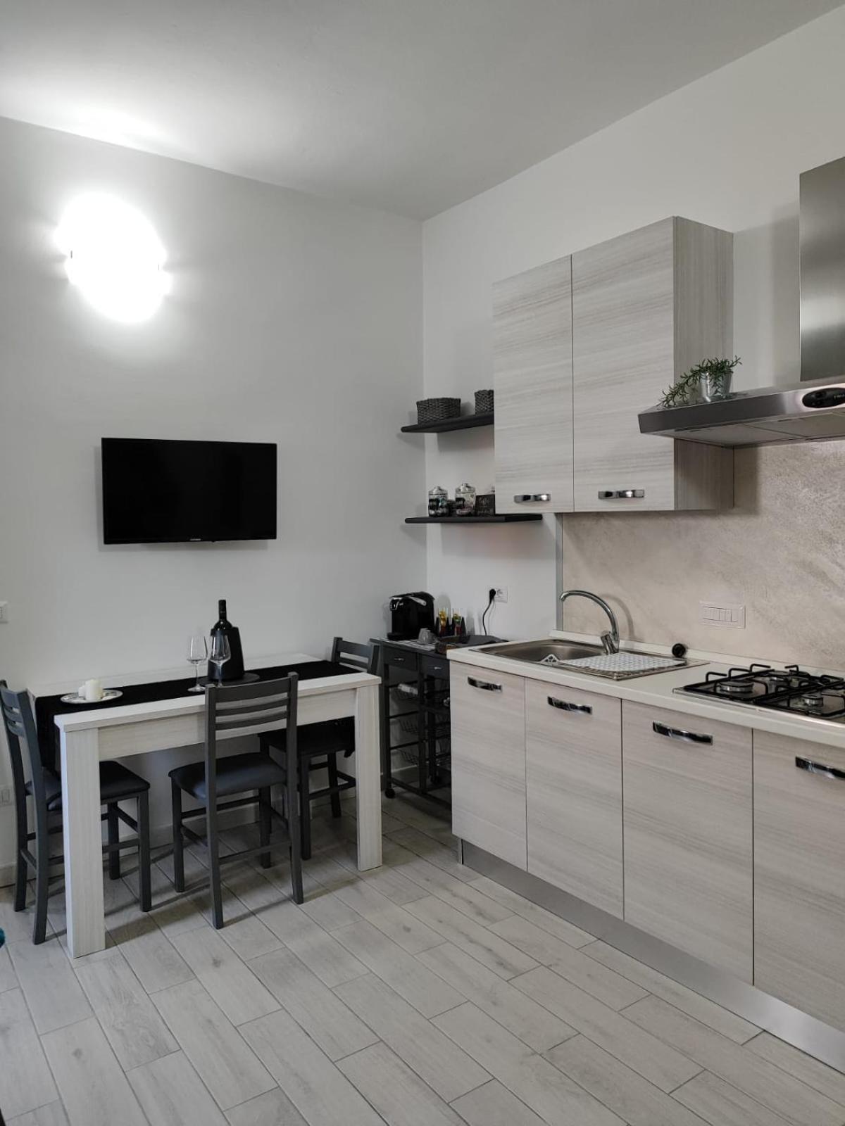 Casa Vacanze Con Giardino I Girasoli - Cin It 09006 - 9 C 2000 R4042- Sorso Eksteriør bilde