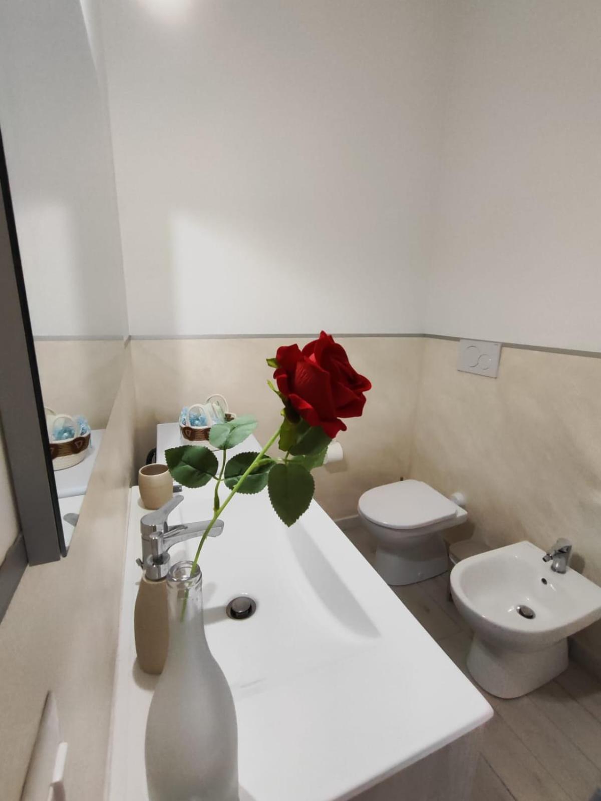 Casa Vacanze Con Giardino I Girasoli - Cin It 09006 - 9 C 2000 R4042- Sorso Eksteriør bilde