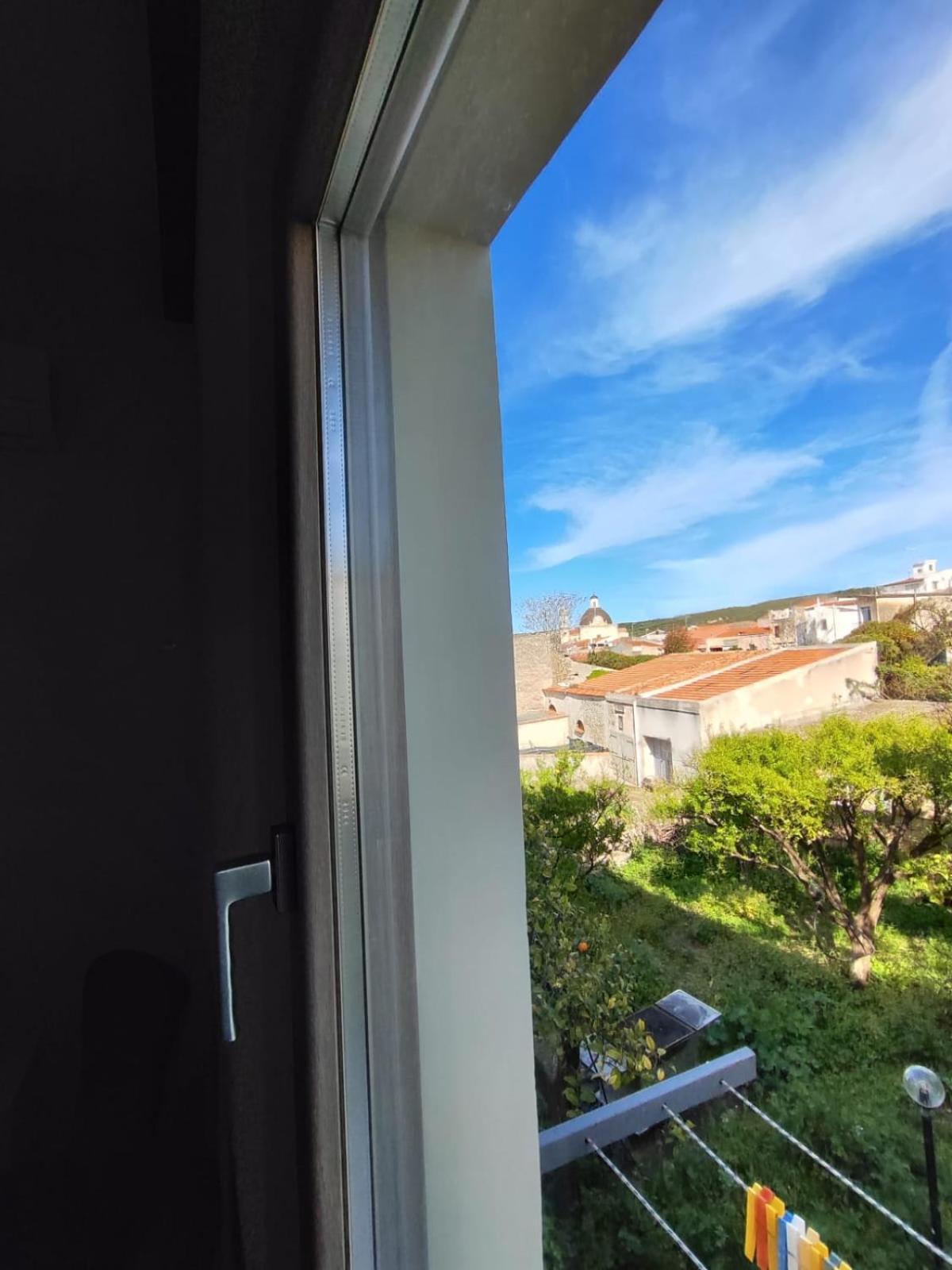 Casa Vacanze Con Giardino I Girasoli - Cin It 09006 - 9 C 2000 R4042- Sorso Eksteriør bilde